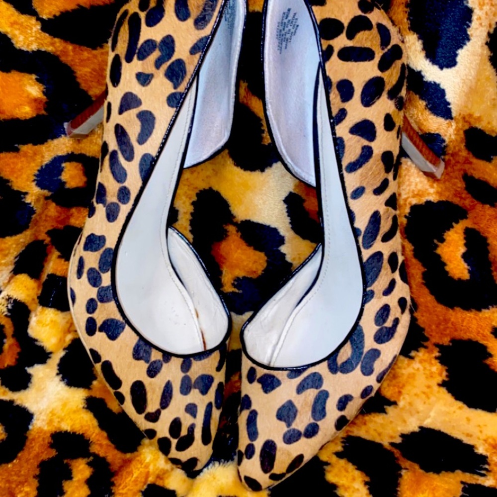 Anne Klein Leopard print shoes!